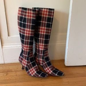 Burberry wool plaid boots size 6.5